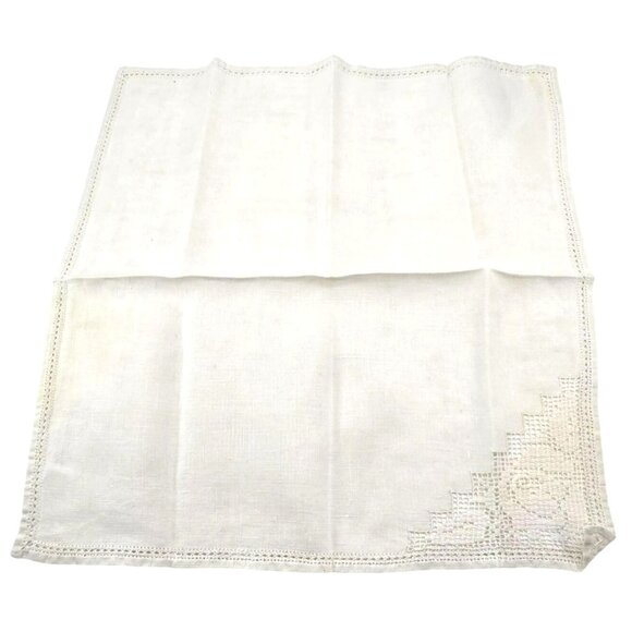 Vintage Irish Linen Napkin With Intricate Corner Lace Design 15" x 16" jj3800 - Picture 1 of 7
